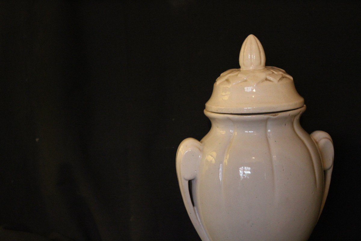 White Covered Vases (gien?)-photo-4