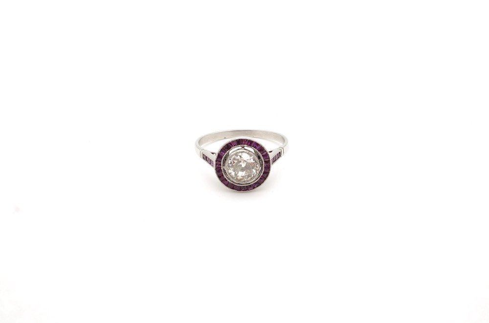Art Deco 1930 Diamond Ring In Platinum-photo-3