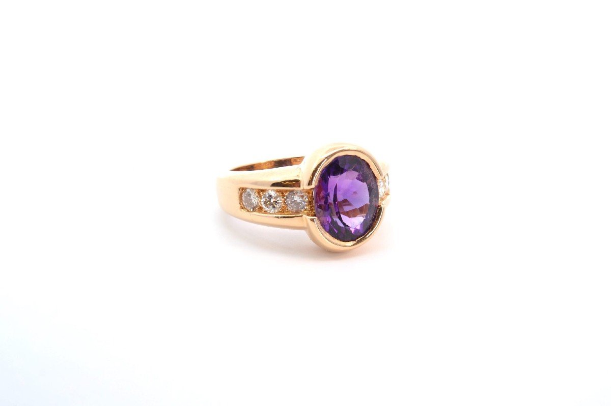 Amethyst And Diamond Ring In 18k Yellow Gold-photo-3