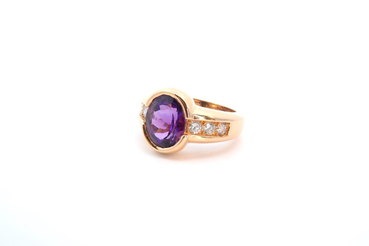 Amethyst And Diamond Ring In 18k Yellow Gold-photo-4