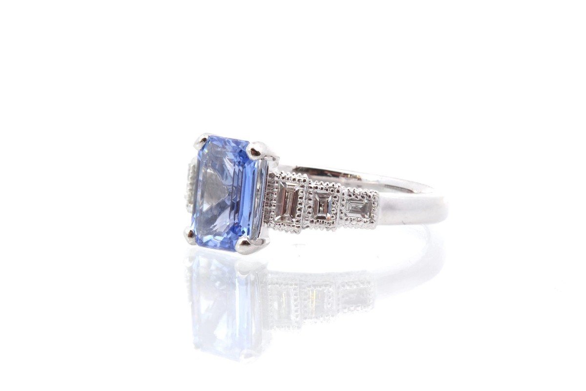 Vintage Sapphire And Diamond Ring