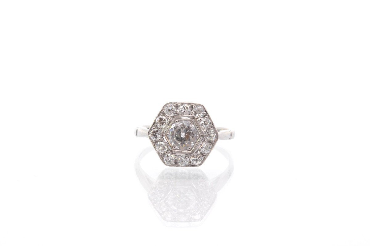 Vintage Art Deco Diamond Ring In Platinum-photo-2