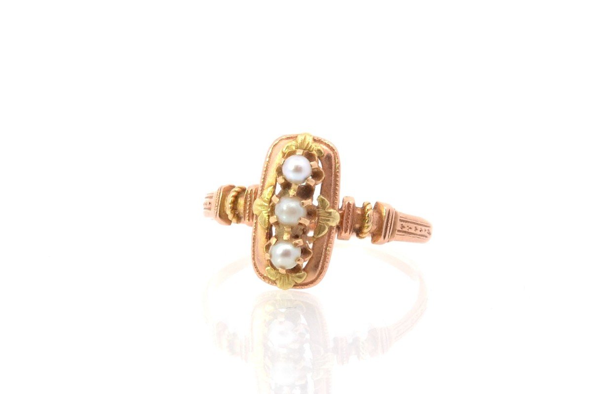 Vintage Fine Pearl Ring In 18k Gold