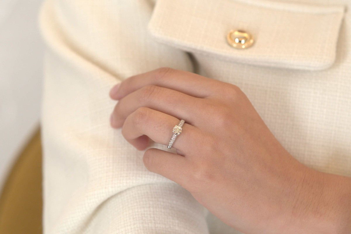 Cartier Diamond Solitaire Ring In Platinum-photo-2