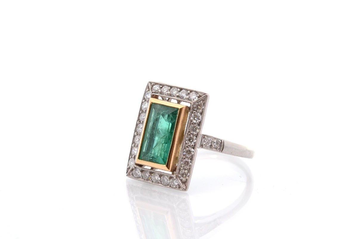 Art Deco Emerald And Diamond Ring