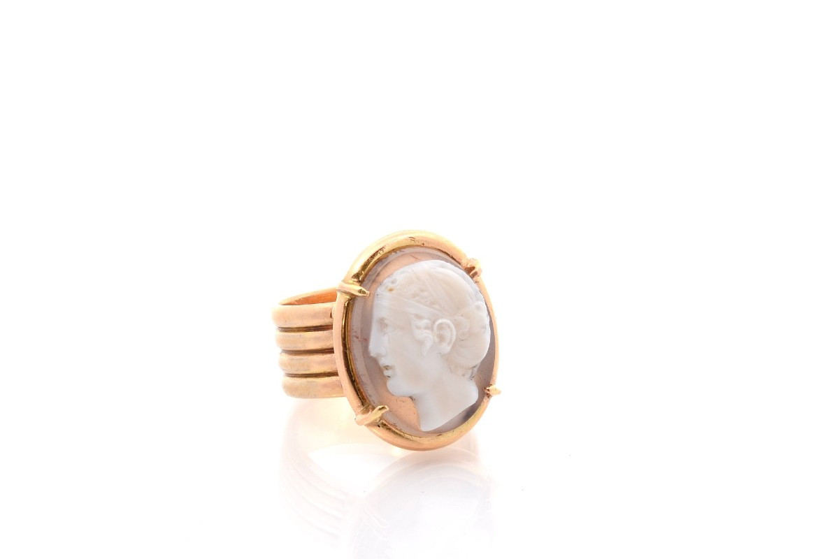 Antique Agate Cameo Ring In 18k Gold-photo-3