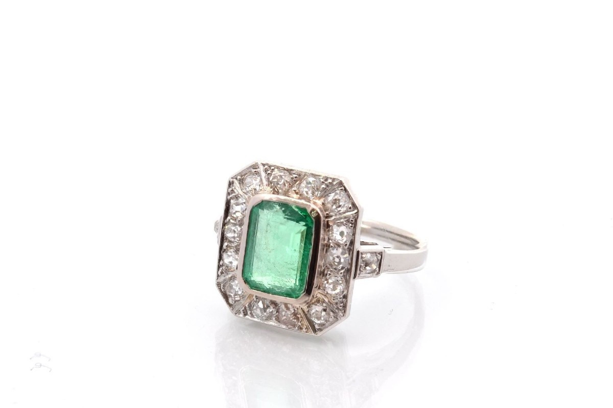 2.22ct Emerald And Diamond Art Deco Ring