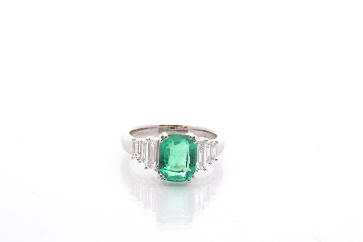 1.88ct Emerald And Diamond Ring-photo-2