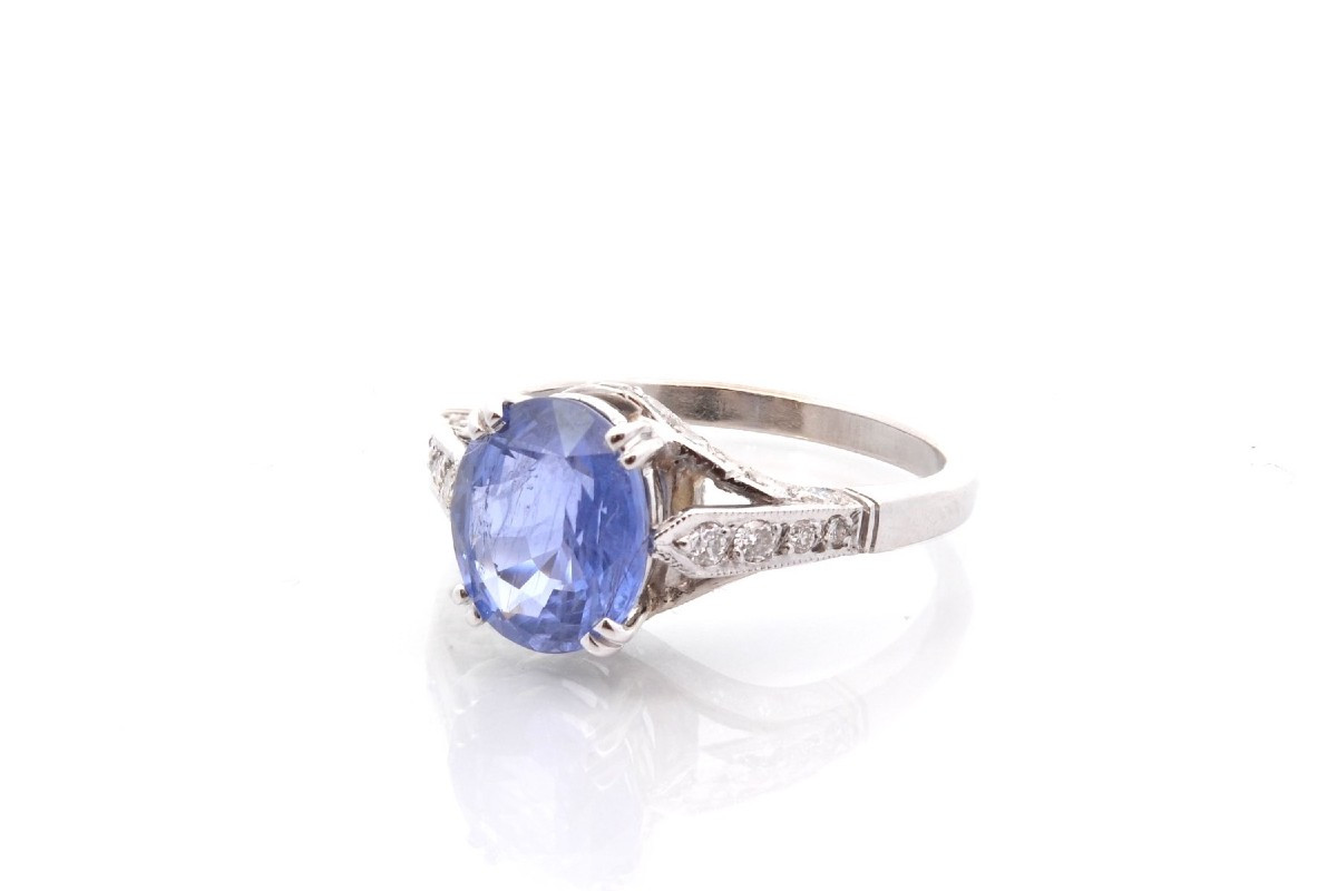 Bague saphir de 2,86cts et diamants