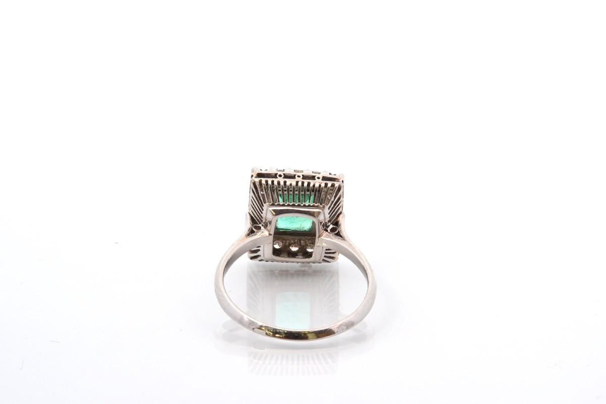 Pre-owned Emerald And Diamond Ring-photo-1
