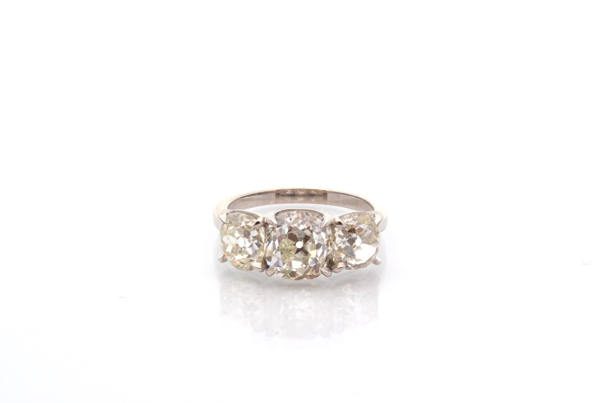 Bague vintage trilogie diamants en platine-photo-2