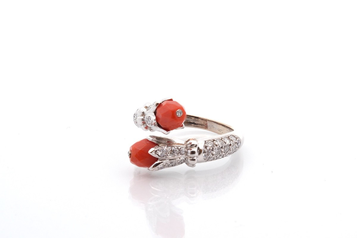 Vintage Coral And Diamond Ring-photo-4