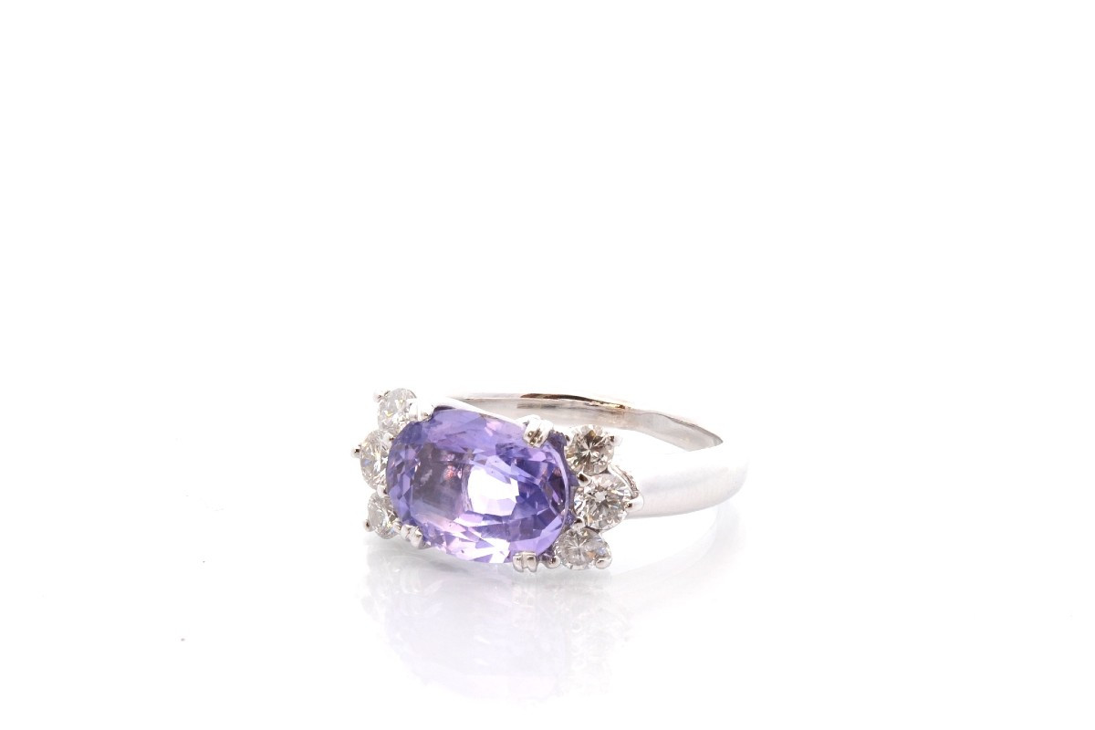 Purple Sapphire And Diamond Ring In Platinum-photo-4
