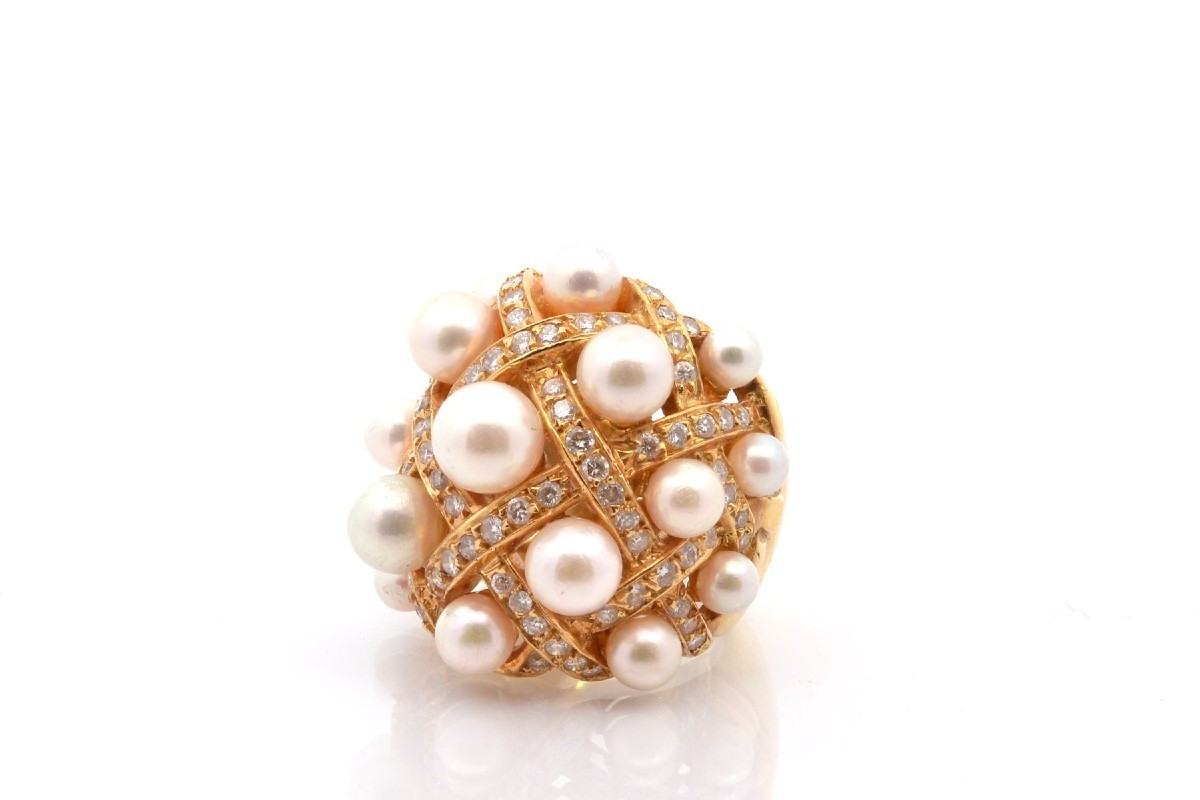 Pre-owned Cultured Pearl And Diamond Ring