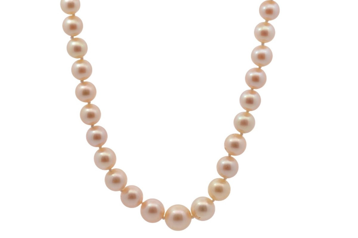 Cultured Pearl Necklace With 18k Gold Clasp