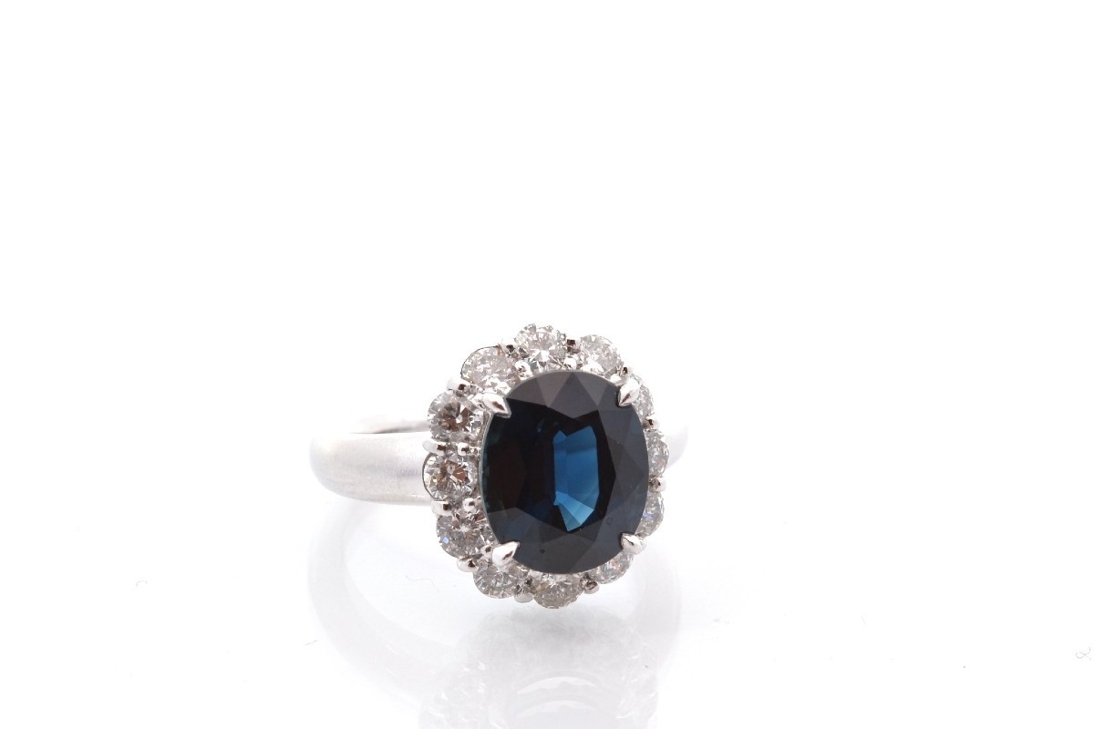 Vintage Sapphire And Diamond Ring In Platinum-photo-3