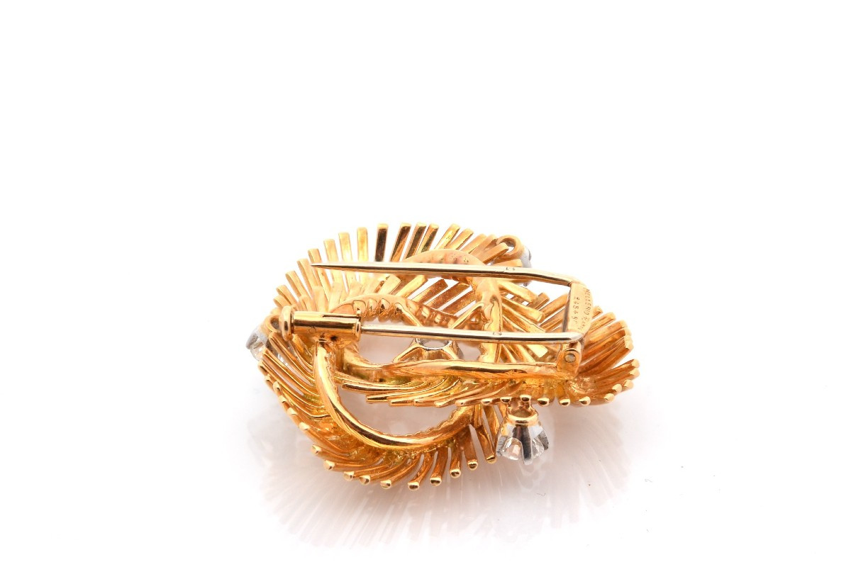 Mellerio Brooch In 18k Gold And Diamonds-photo-3
