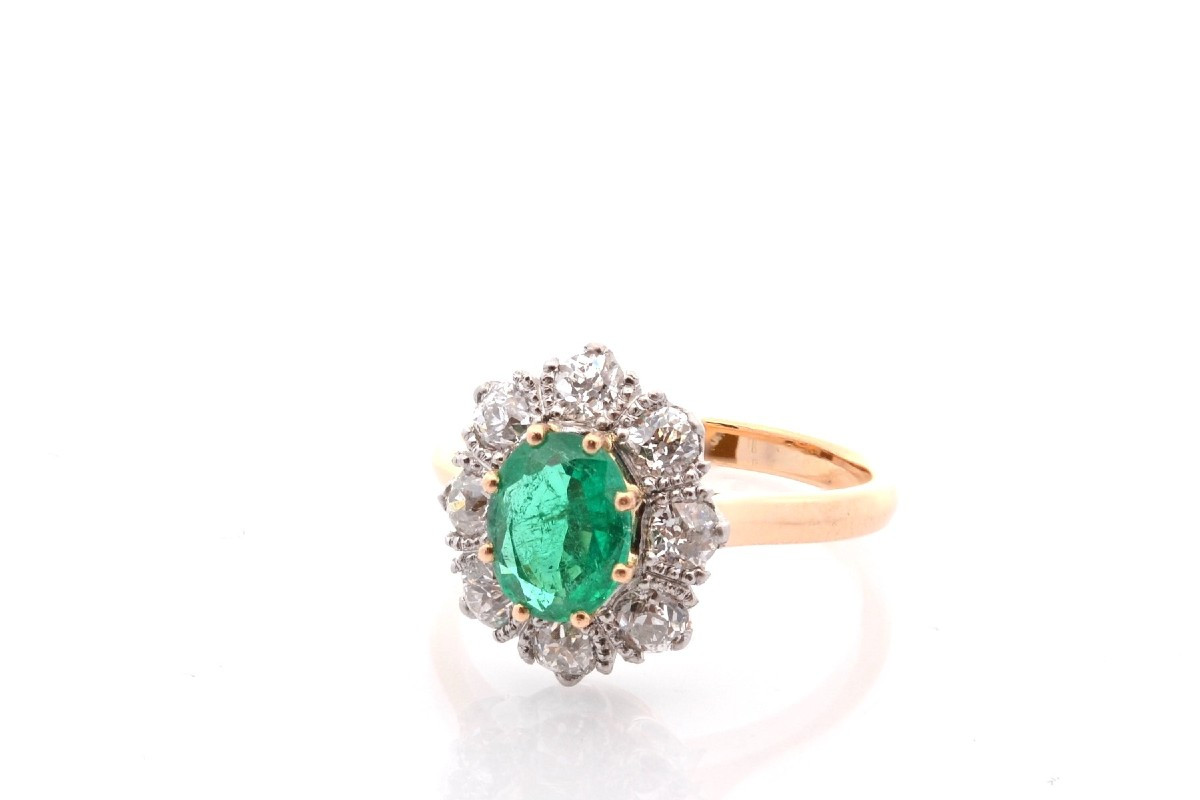 Antique Emerald And Diamond Ring