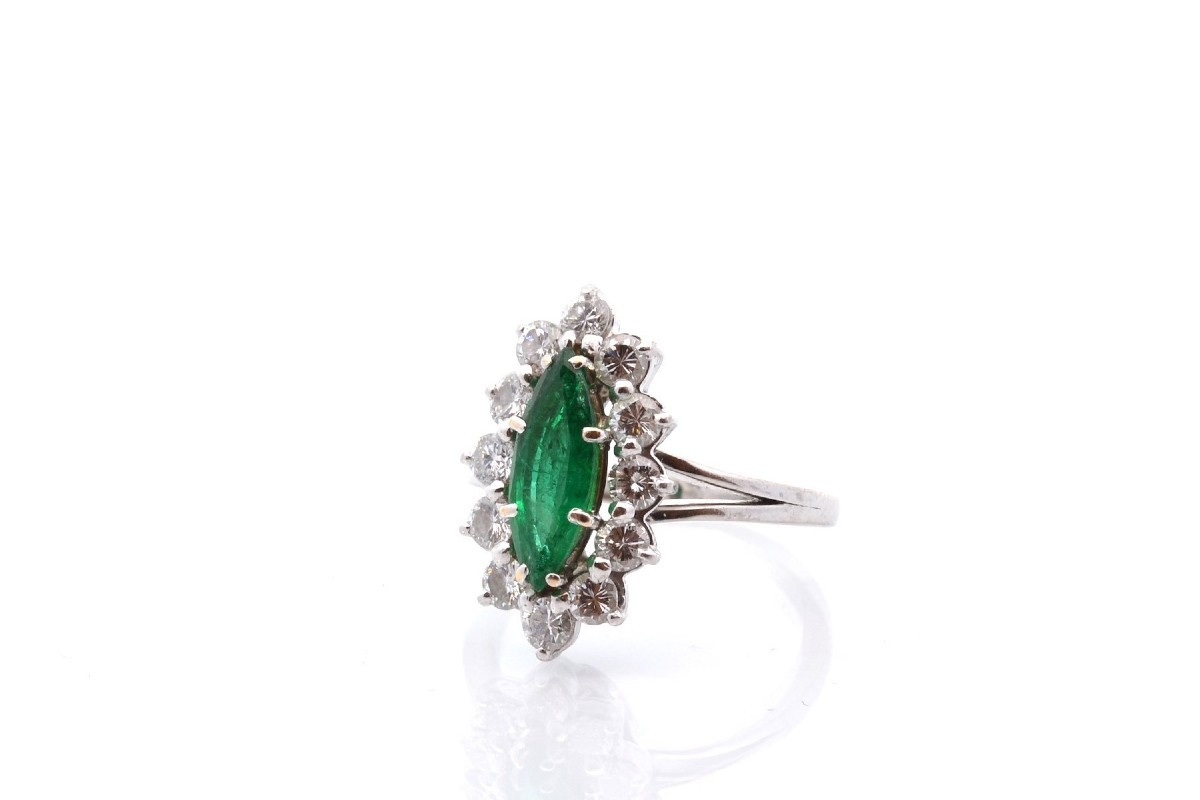 Bague vintage émeraude et diamants