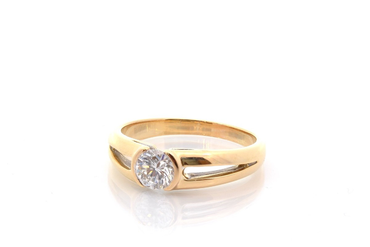 Bague diamant 0,74ct en or 18k