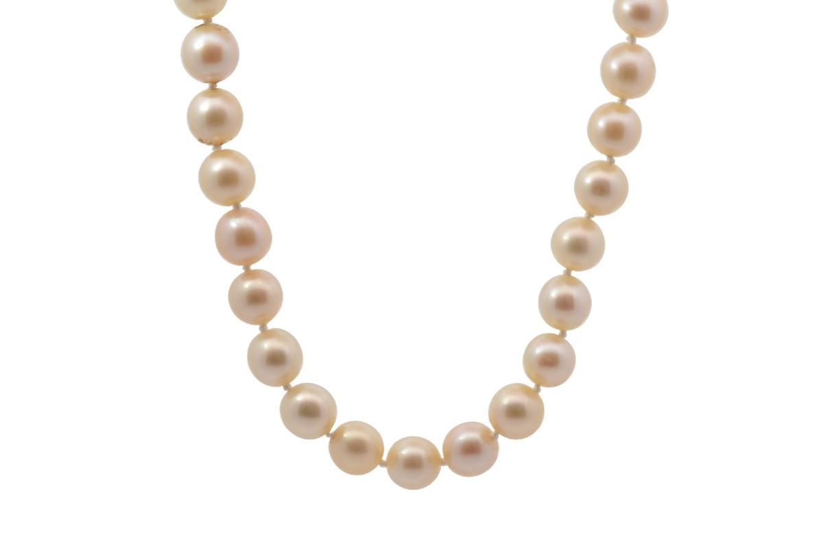 Cultured Pearl Necklace And Gold Clasp