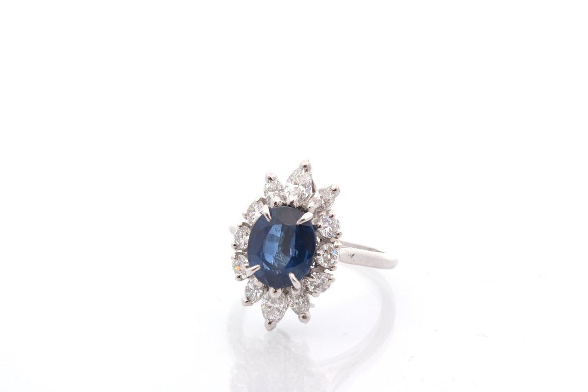 Vintage Sapphire And Diamond Ring-photo-4
