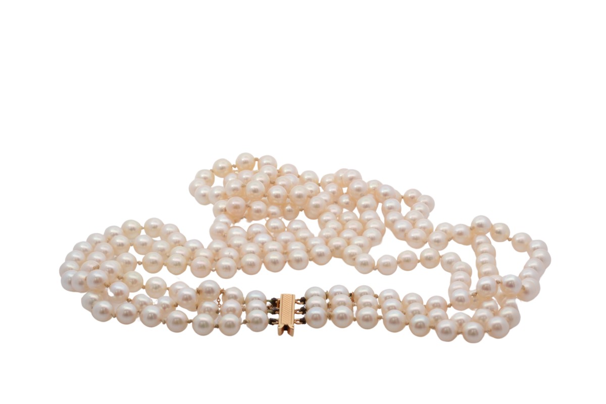 Cultured Pearl Necklace And Yellow Gold Clasp-photo-3