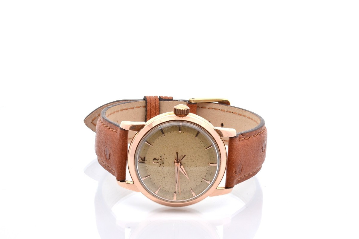 Vintage Omega Watch In 18k Gold-photo-3
