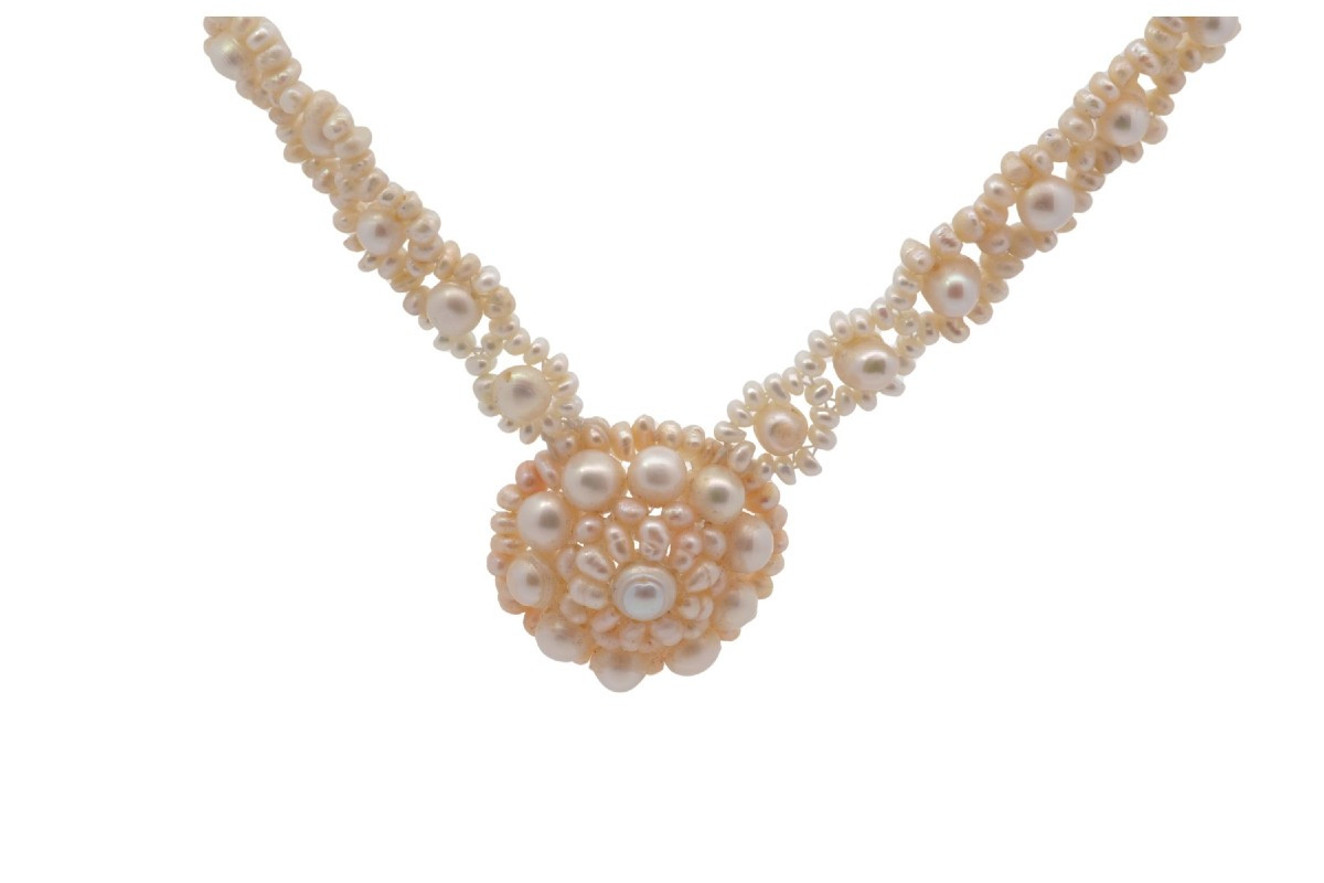 Collier ancien en perles fines et fermoir en or