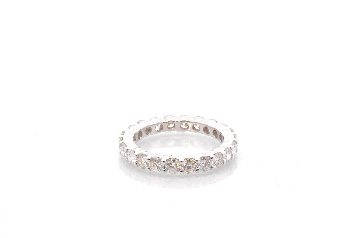 18k Gold Diamond Wedding Band-photo-3