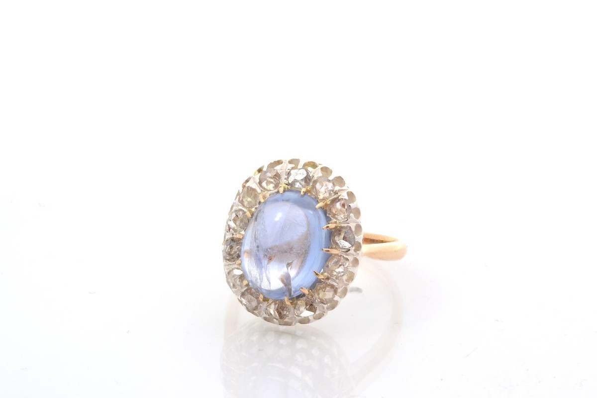 Antique Ring With Cabochon Sapphire And Diamonds-photo-4