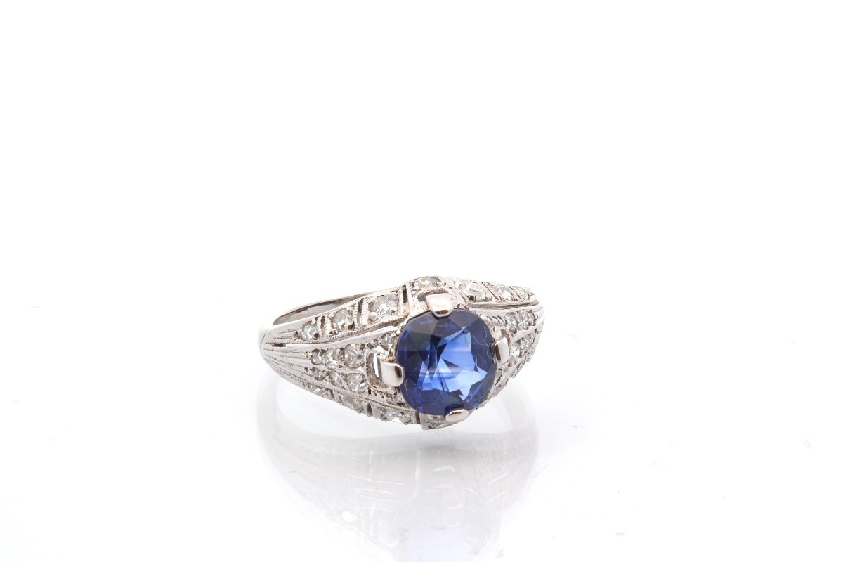 Art Deco Ring With A 2.53ct Sapphire And Diamonds-photo-3