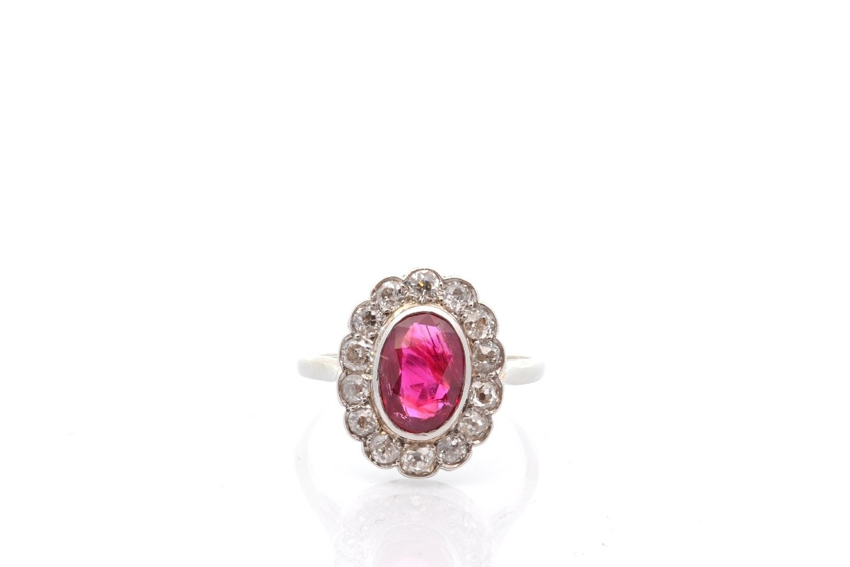 Antique Ring With Burmese Rubies And Diamonds-photo-2