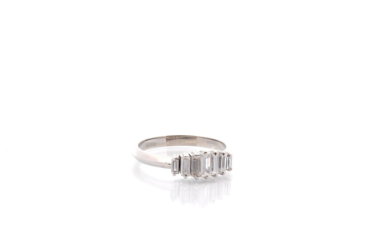 Bague diamants de taille baguette en platine-photo-3