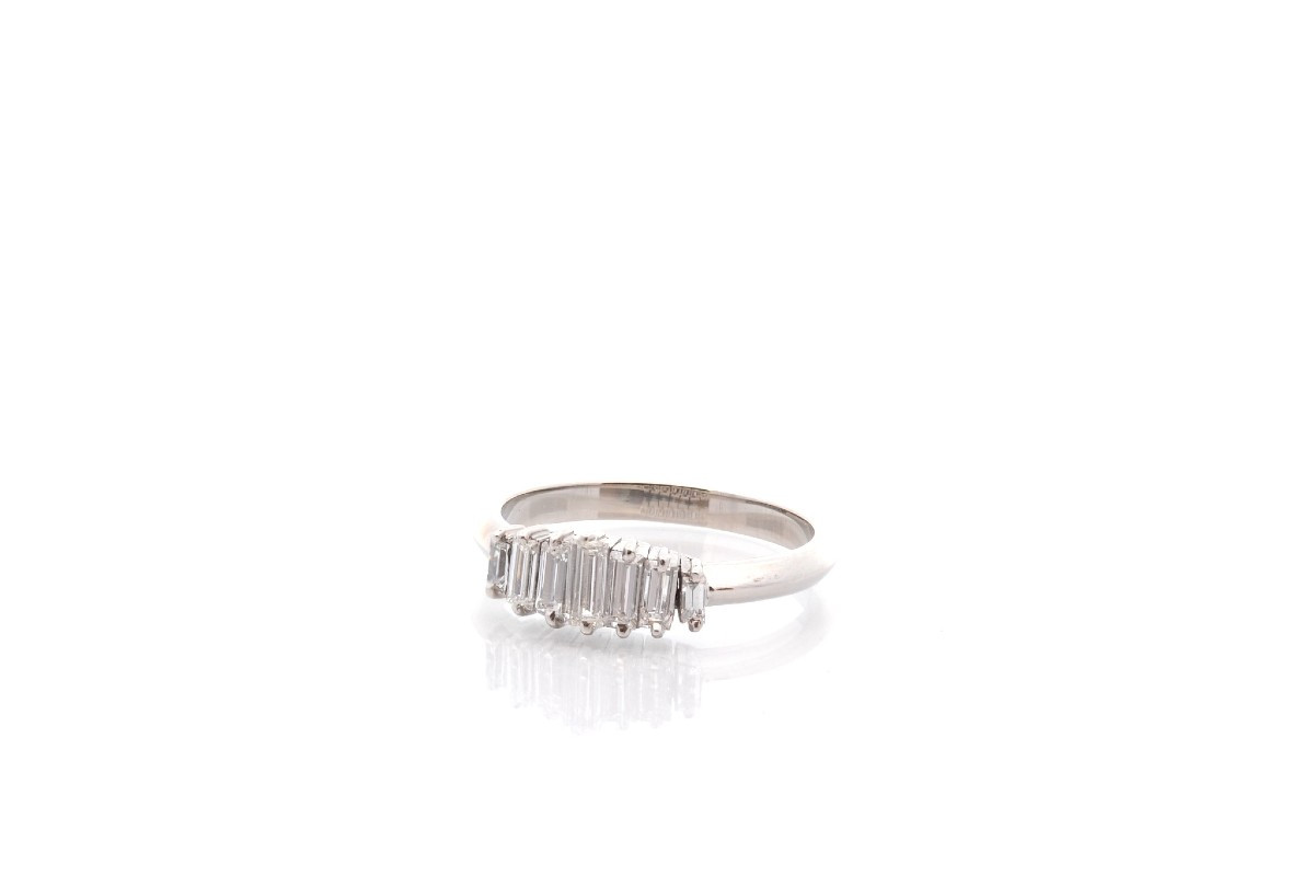 Bague diamants de taille baguette en platine-photo-4