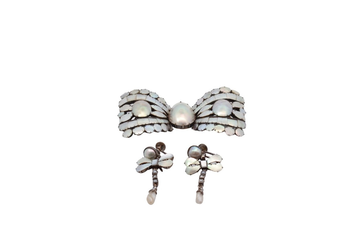 Pendentif et boucles d’oreilles Lacloche