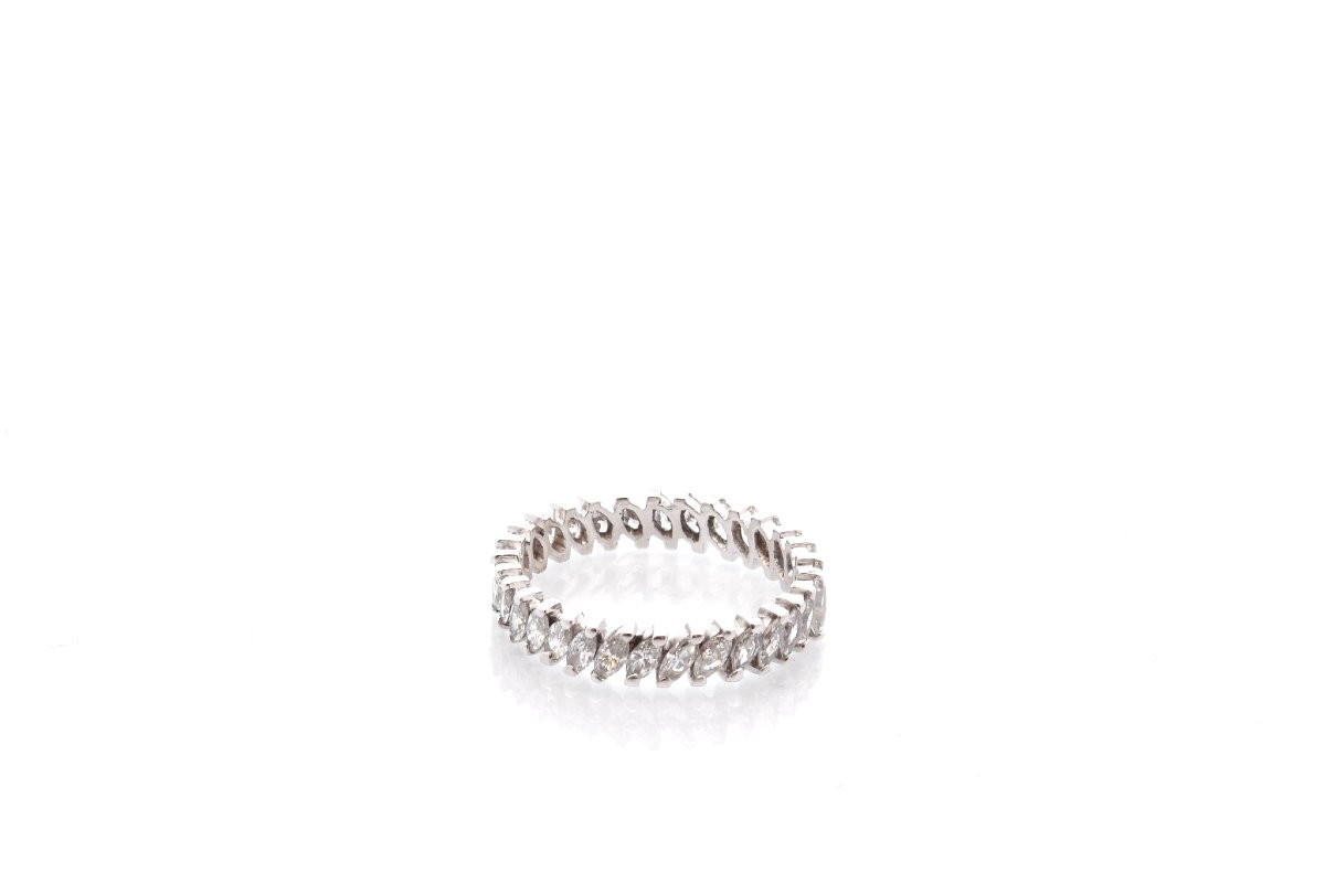 Alliance diamants de taille navette-photo-3