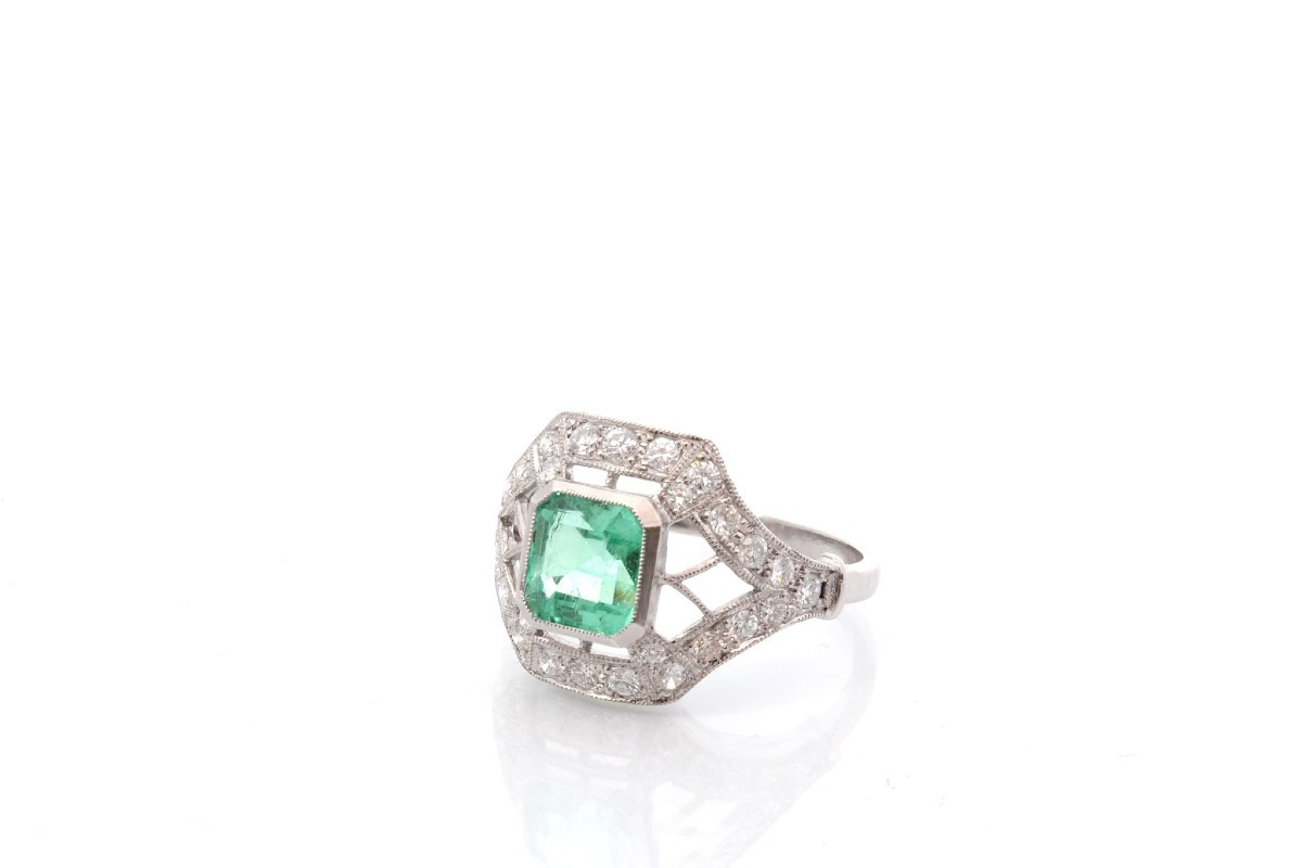 Emerald And Diamond Art Deco Ring-photo-4