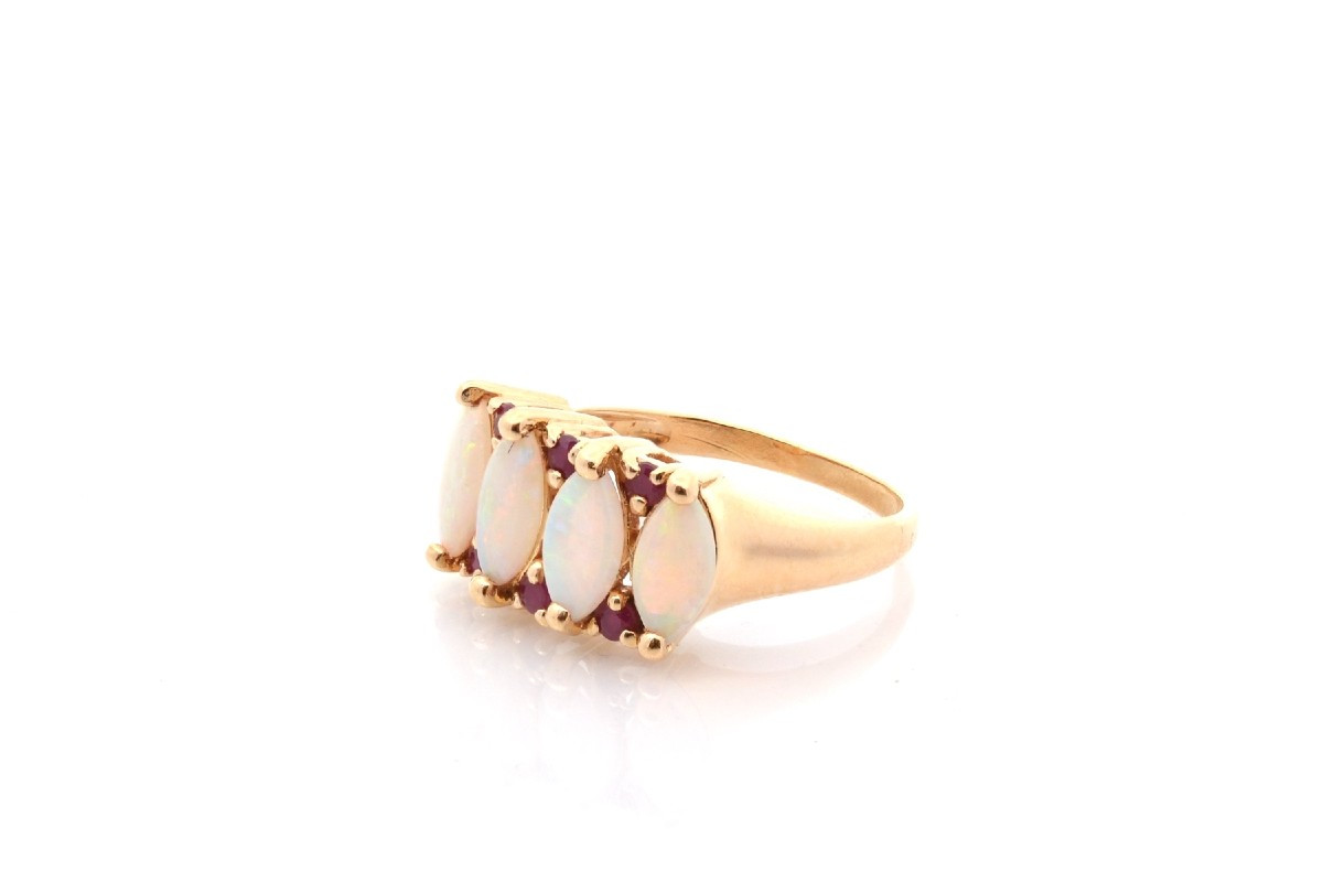 Bague vintage opales et rubis en or 18k