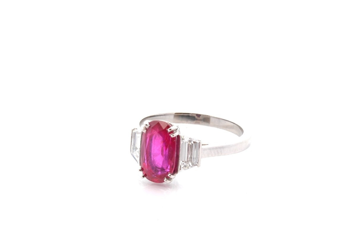 Bague rubis non chauffé de 2,55cts et diamants