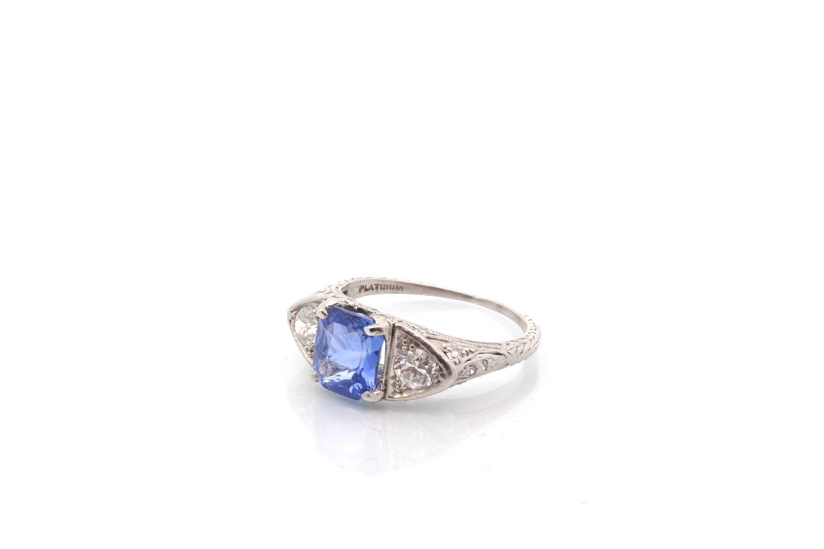 Vintage Sapphire And Diamond Ring-photo-4