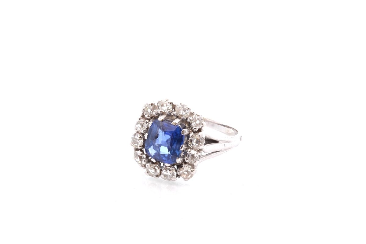 Ring With An Unheated Burmese Sapphire And Diamonds