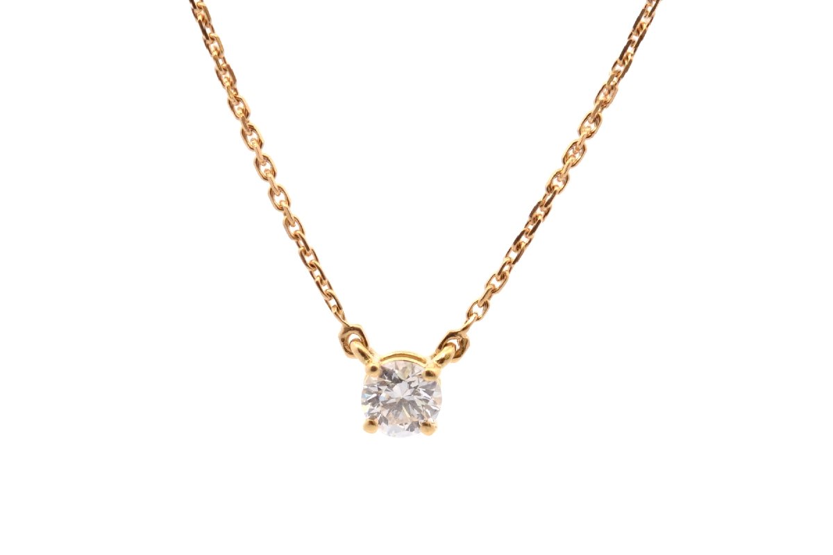 0.55-carat Diamond Pendant In 18k Gold