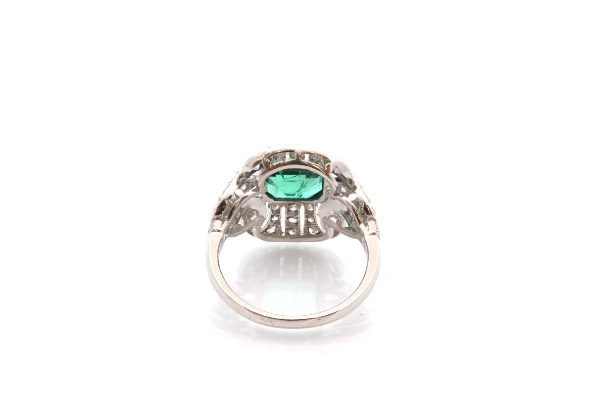 1.84-carat Emerald Ring With Diamonds-photo-4