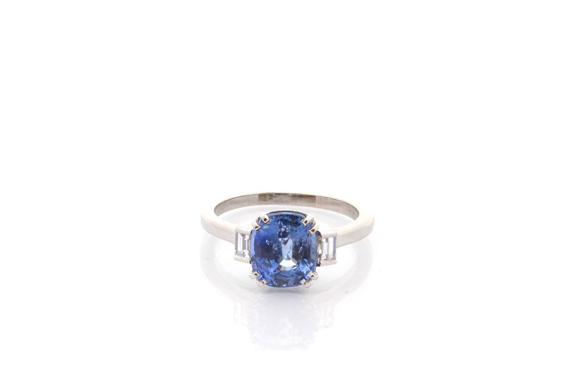 Bague saphir de 3,14cts et diamants