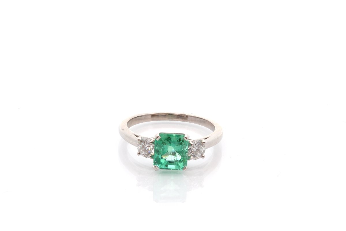 Bague émeraude de 1,42cts et diamants
