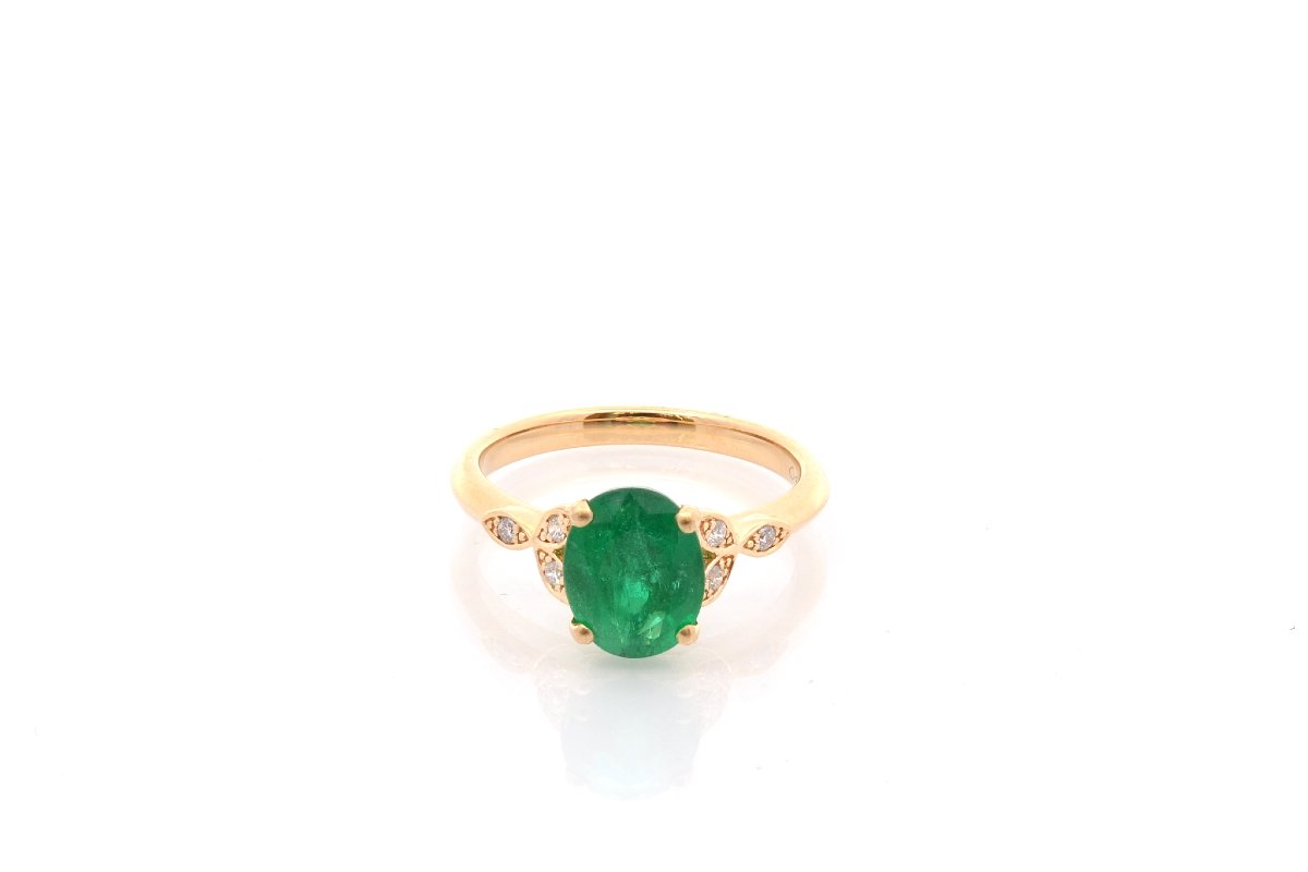 1.87-carat Emerald Ring With Diamonds-photo-2
