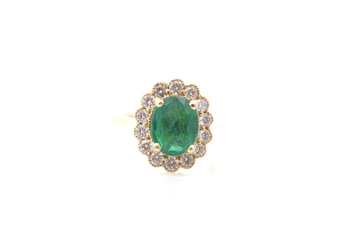2.45-carat Emerald Ring With Diamonds