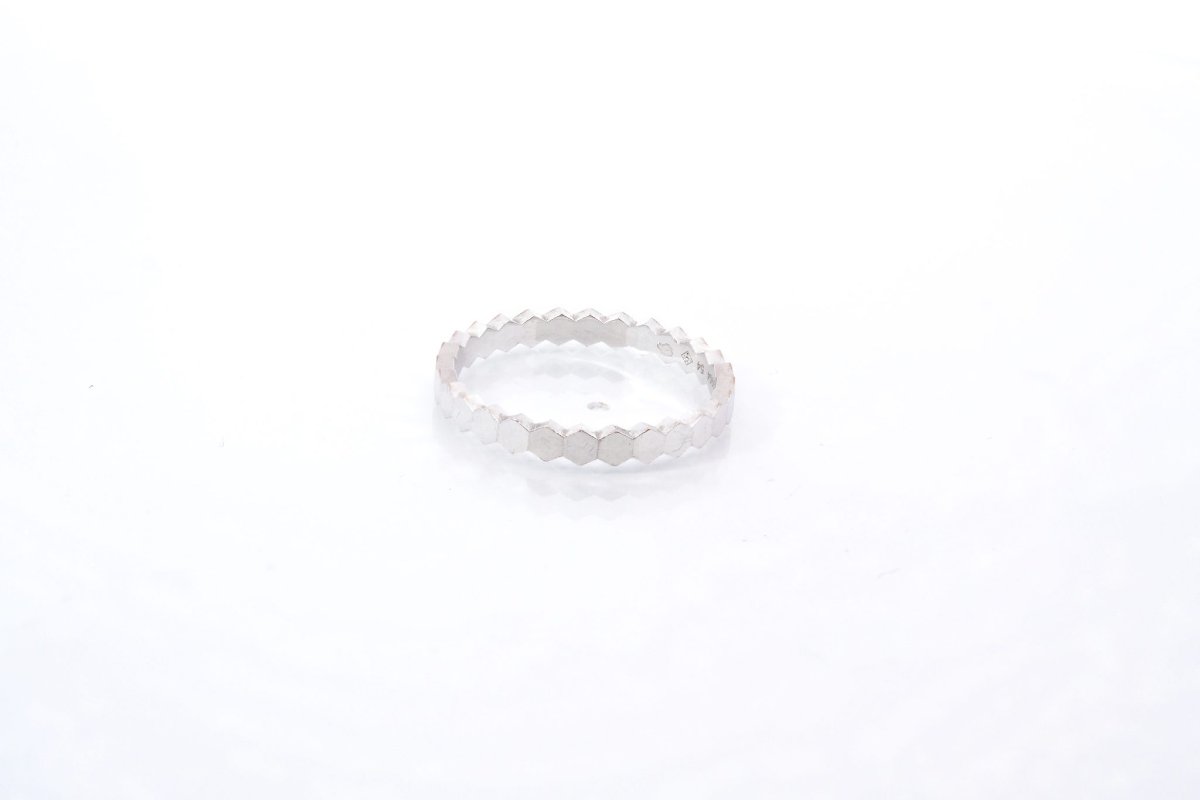 Chaumet “bee My Love” Wedding Band In 18k Gold-photo-2