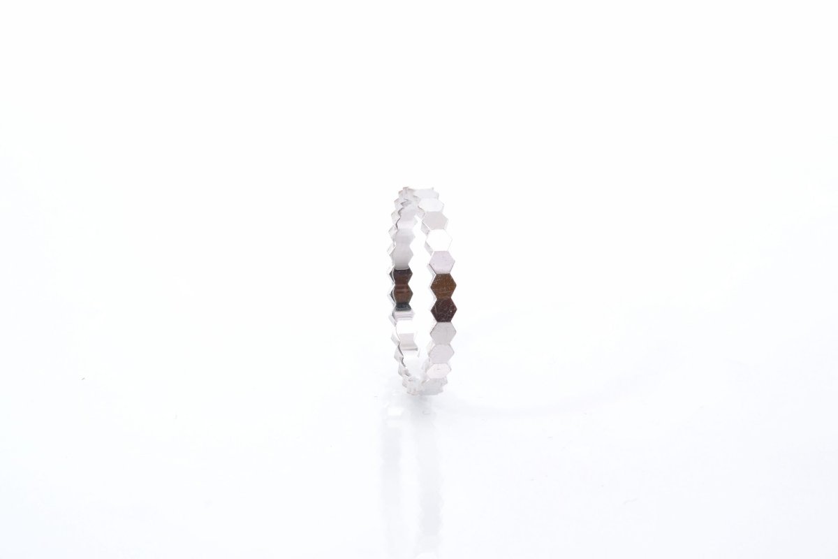 Chaumet “bee My Love” Wedding Band In 18k Gold-photo-1